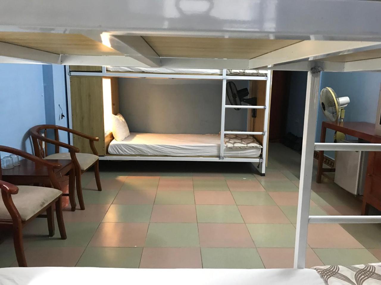 Halong Bay View Hostel Халонг Экстерьер фото